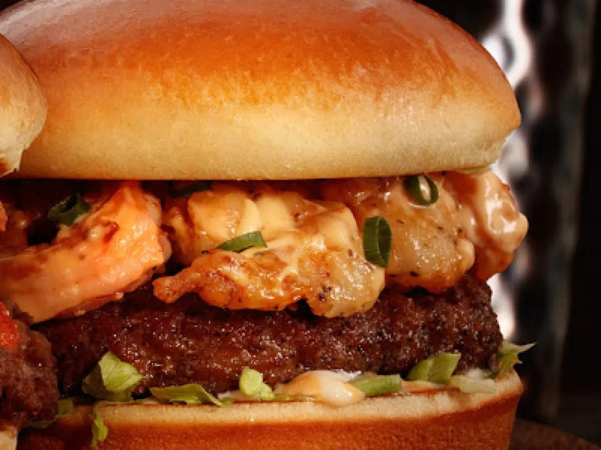 Hamburguer explosão de camarão